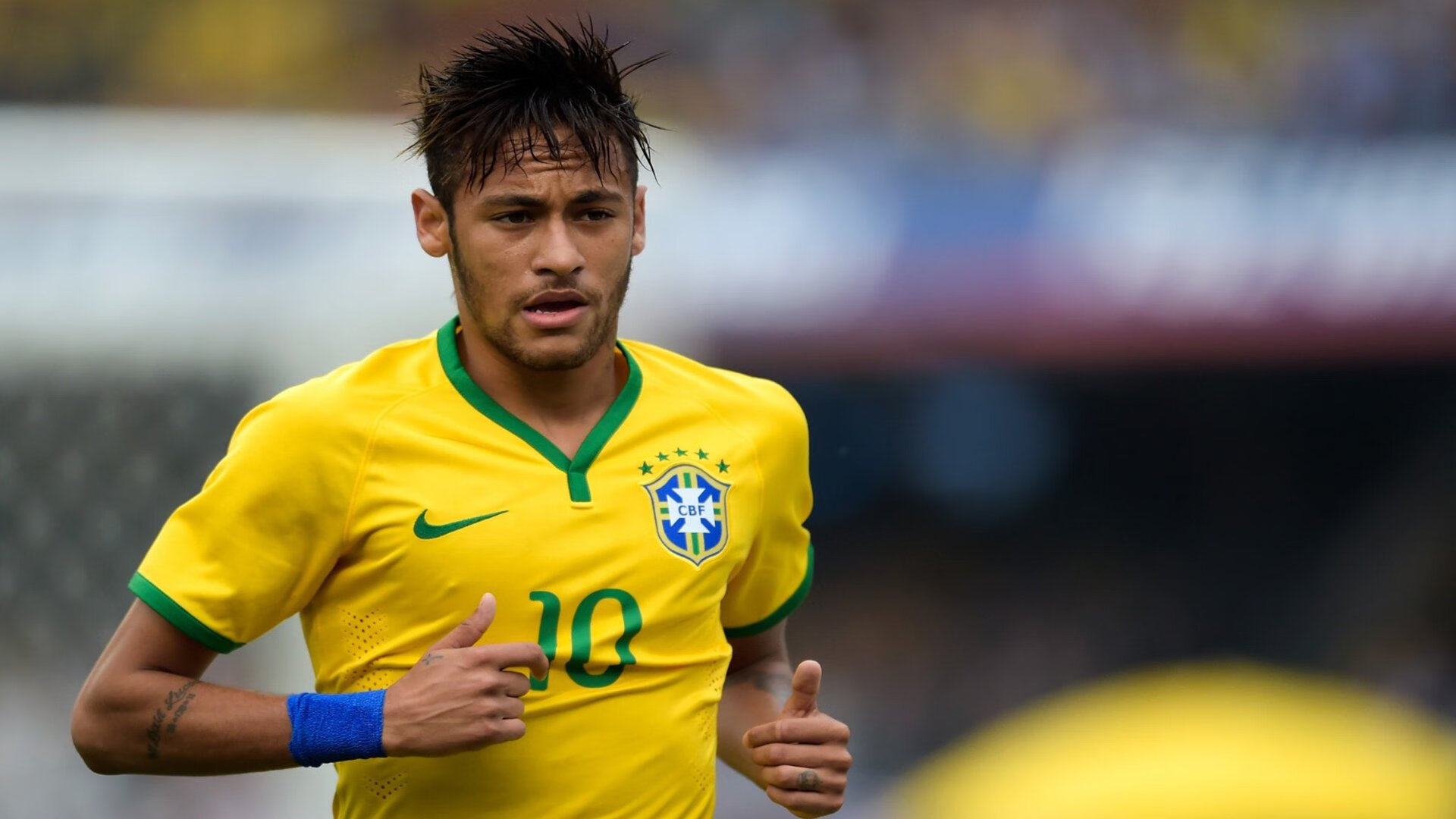 世界排名争夺战之夜,库里主宰比赛走向