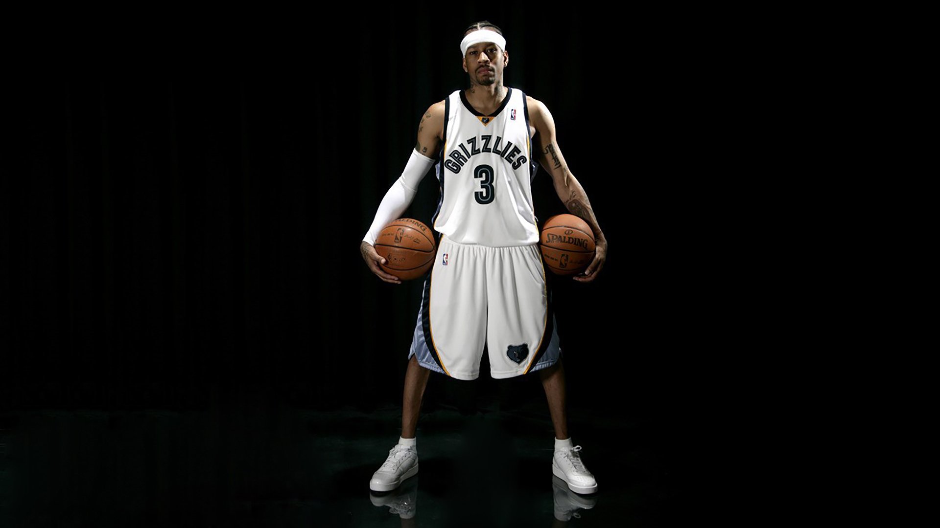 世界排名争夺战之夜,库里主宰比赛走向