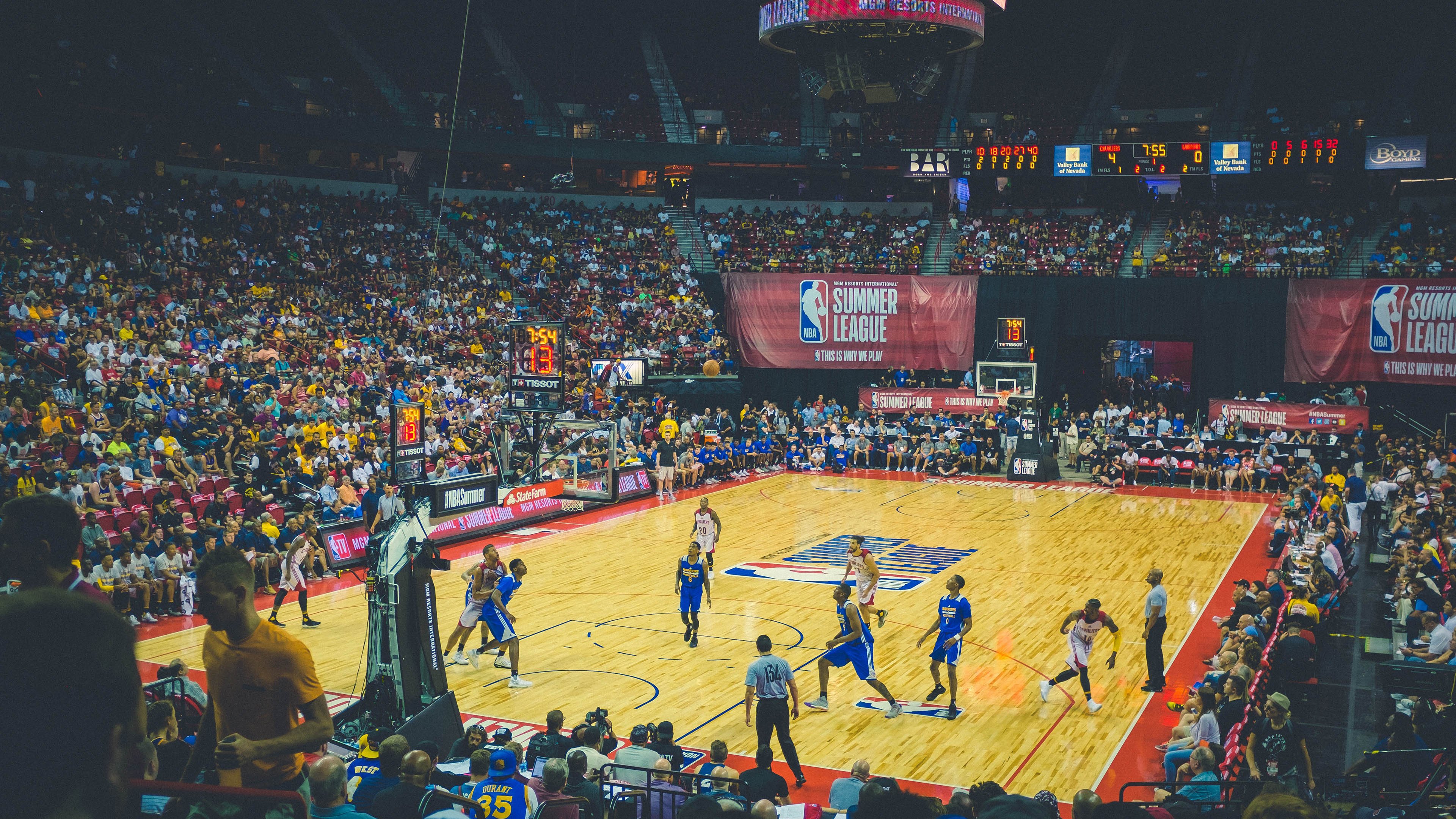 华体会官方入口-逆转之夜，马来西亚队绝地反击，辛杜惊艳四座